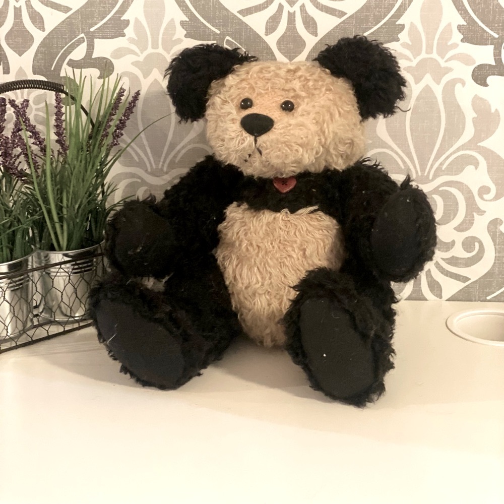 1999 Gallery teddy bears Ashton Drake galleries. Signed Pamala Wooly and # 1392